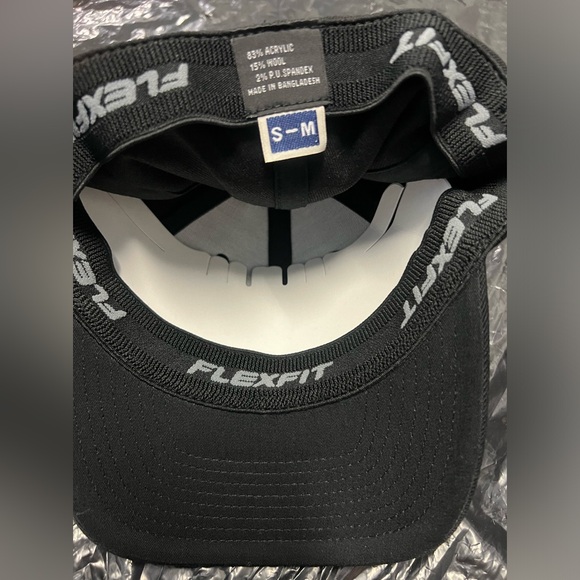 New with Tags *Rare* Nasty Pig 2021 Thermo Pride Hat - Size Small/Medium - Picture 3 of 5